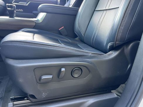 Used 2022 Chevrolet Silverado 1500 High Country image 19