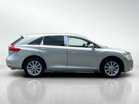Used 2012 Toyota Venza XLE AWD/4WD image 3