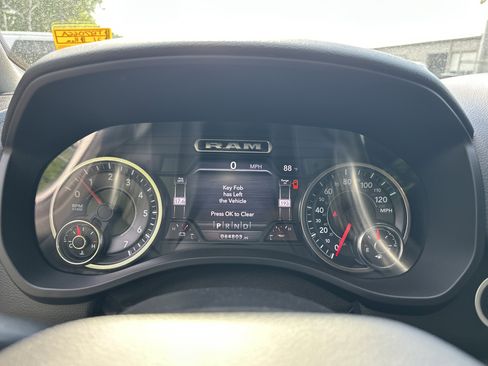 Used 2021 RAM 1500 Big Horn AWD/4WD image 28