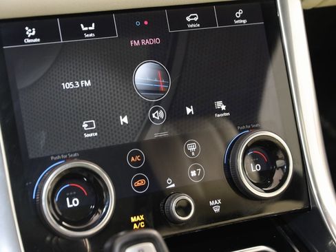 Used 2021 Land Rover Range Rover Sport HSE Silver Edition image 31