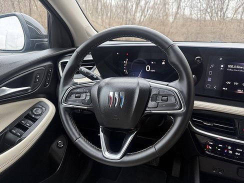 Used 2024 Buick Encore GX Avenir w/ Avenir Technology Package image 7