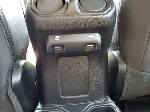Used 2021 Jeep Wrangler Unlimited Sport AWD/4WD image 26