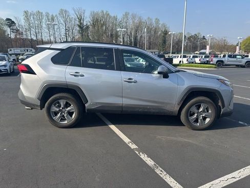 Used 2024 Toyota RAV4 XLE image 2