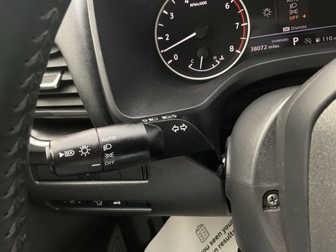 Used 2025 Nissan Rogue SV FWD image 36