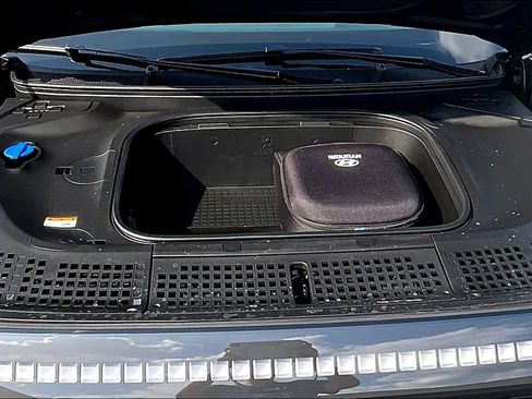 New 2026 Hyundai Ioniq 9 SEL image 10