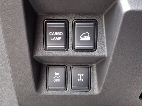 Used 2025 Nissan Frontier PRO-4X w/ Pro Premium Package AWD/4WD image 32