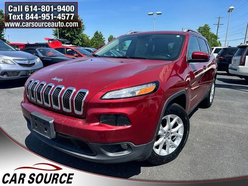 Used 2017 Jeep Cherokee Latitude w/ Safety/Convenience Group AWD/4WD image 2
