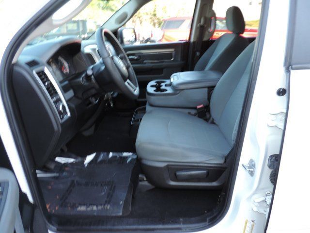 Used 2019 RAM 1500 Classic SLT RWD image 19