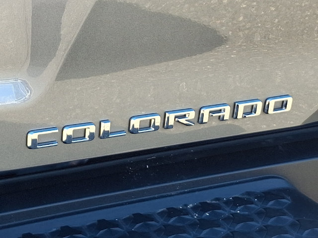 Used 2023 Chevrolet Colorado ZR2 w/ ZR2 Convenience Package III AWD/4WD image 32