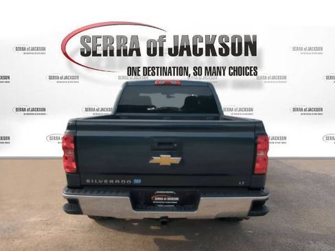Used 2018 Chevrolet Silverado 1500 LT w/ LT Eassist Package AWD/4WD image 7