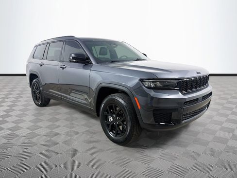 Used 2025 Jeep Grand Cherokee L Altitude AWD/4WD image 1