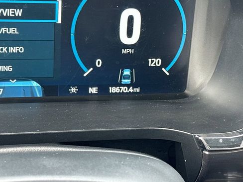 Used 2023 Ford F150 Lariat w/ Trailer Tow Package image 27