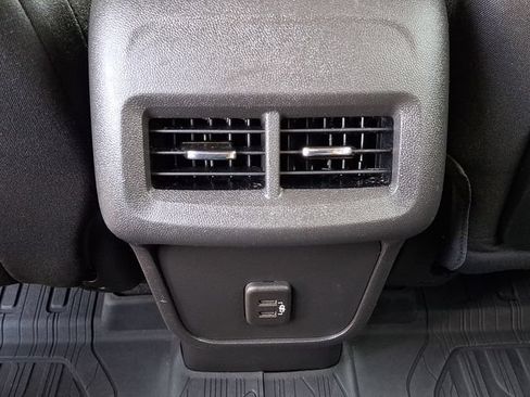 Used 2021 GMC Terrain SLE w/ Driver Convenience Package AWD/4WD image 11