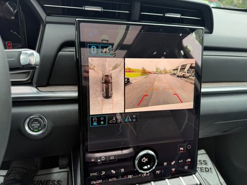 New 2026 GMC Terrain Denali w/ LPO, Floor Liner Package image 37