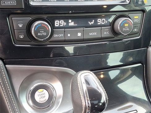 Used 2017 Nissan Maxima 3.5 SV image 13