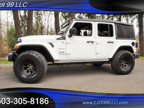Used 2018 Jeep Wrangler Unlimited Sahara AWD/4WD image 5