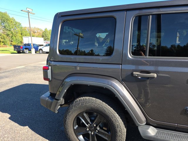 Used 2022 Jeep Wrangler Unlimited Sahara AWD/4WD image 29