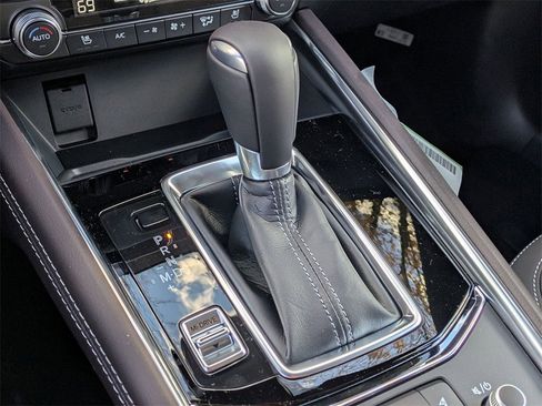 New 2025 MAZDA CX-5 Signature image 22