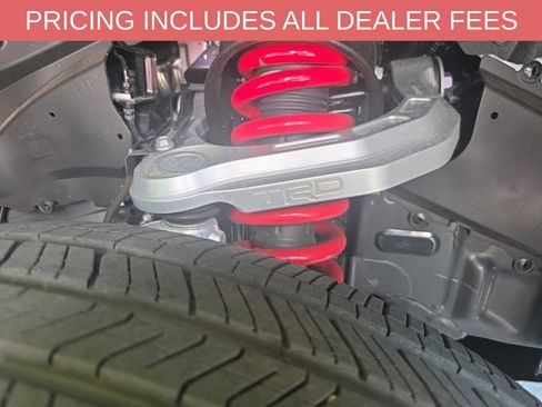 Used 2025 Toyota Tacoma TRD Sport AWD/4WD image 15