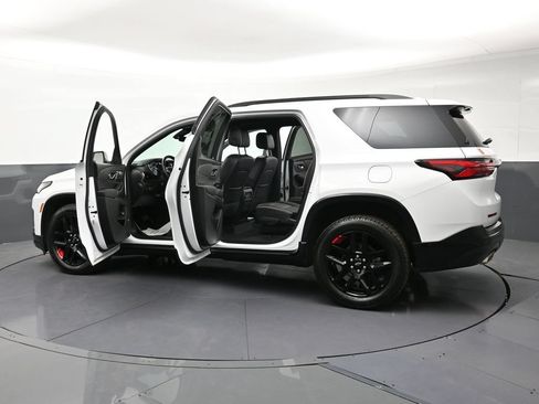 Used 2023 Chevrolet Traverse Premier w/ Redline Edition AWD/4WD image 36
