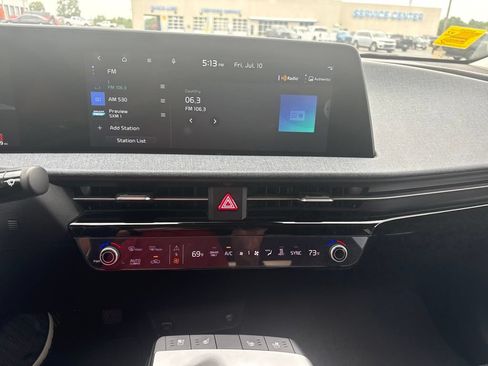 Used 2022 Kia EV6 Wind RWD image 16