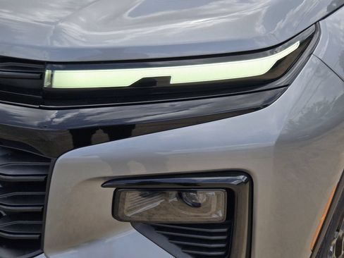 New 2026 Chevrolet Traverse LT w/ Midnight/Sport Edition FWD image 11