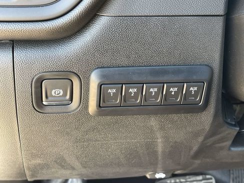 New 2025 GMC Sierra 2500 Pro w/ 1SA Pro Safety Plus Package RWD image 18