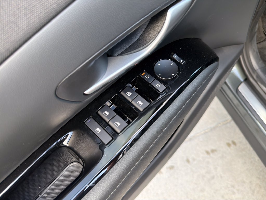 New 2026 Hyundai Tucson Limited AWD/4WD image 16