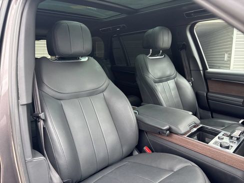Used 2023 Land Rover Range Rover Long Wheelbase Autobiography AWD/4WD image 16