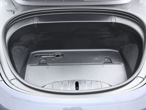 Used 2019 Tesla Model 3 Standard Range image 42