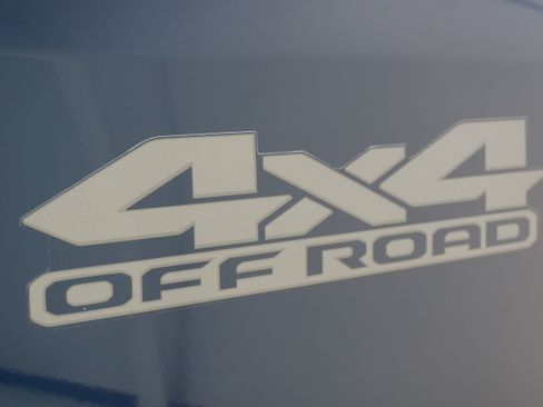 Used 2022 RAM 2500 Laramie AWD/4WD image 9