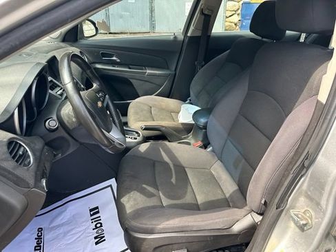 Used 2013 Chevrolet Cruze LT FWD image 20