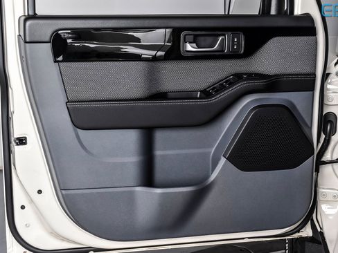 New 2026 INEOS Grenadier image 13