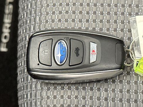 Used 2026 Subaru Forester Premium AWD/4WD image 35