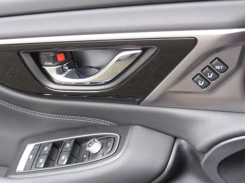 Used 2024 Subaru Outback Touring XT w/ Popular Package #2 image 36