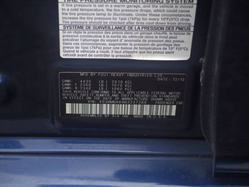 Used 2011 Subaru Legacy 2.5i AWD/4WD image 31