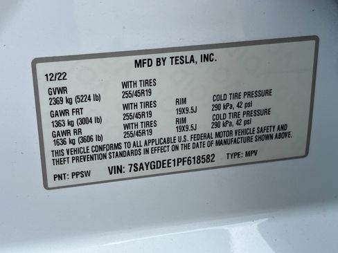 Used 2023 Tesla Model Y Long Range AWD/4WD image 11