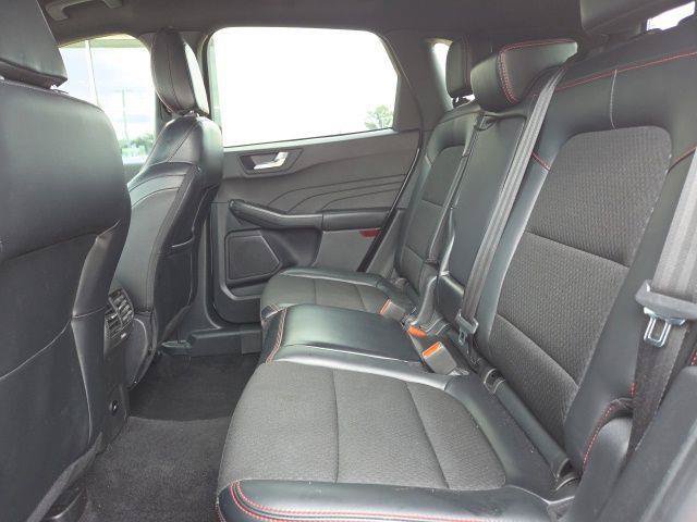 Certified 2025 Ford Escape ST-Line FWD image 27