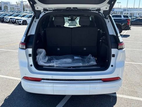 New 2026 Jeep Grand Cherokee L Summit w/ Advanced Protech Group IV AWD/4WD image 8