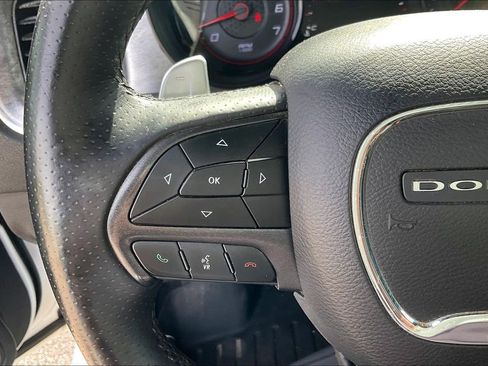 Used 2017 Dodge Charger R/T RWD image 17