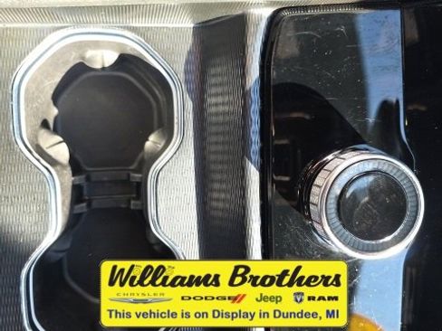 Certified 2024 Jeep Grand Cherokee L Laredo image 20