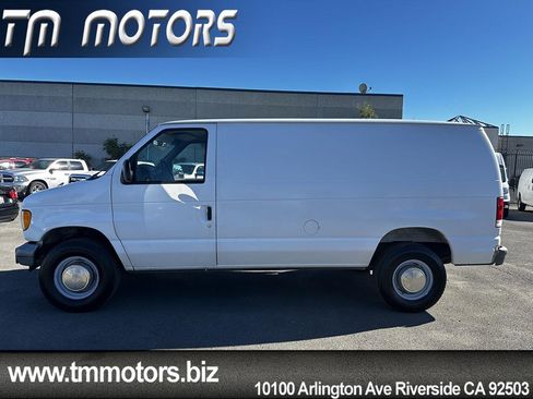 Used 2000 Ford E-350 and Econoline 350 Super Duty image 3