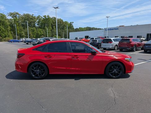 Used 2025 Honda Civic Sport image 2