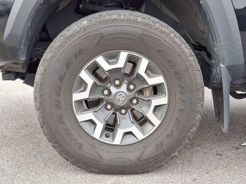 Used 2021 Toyota Tacoma TRD Off-Road image 35