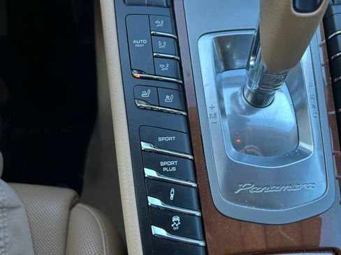 Used 2012 Porsche Panamera S image 26