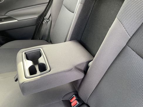 Used 2024 Toyota RAV4 LE image 31