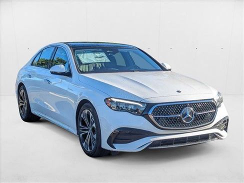 New 2026 Mercedes-Benz E 350 4MATIC Sedan image 6