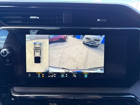 Used 2022 GMC Sierra 1500 AT4 w/ AT4 Premium Package AWD/4WD image 17