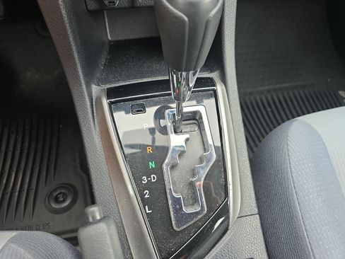 Used 2014 Toyota Corolla L FWD image 23