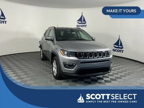 Used 2019 Jeep Compass Latitude AWD/4WD image 1